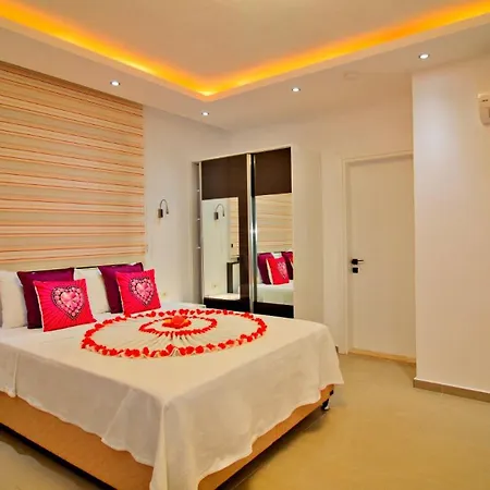 Uzumlu Village 1 Bedroom 6746 Villa Kalkan