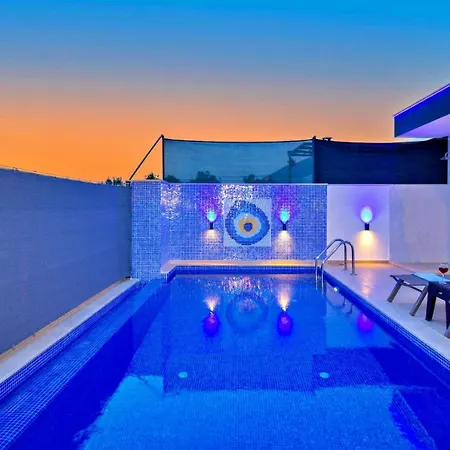 Uzumlu Village 1 Bedroom 6746 Villa Kalkan