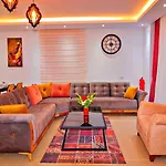 וילה 1 Bedroom Secluded In Uzumlu קלקן