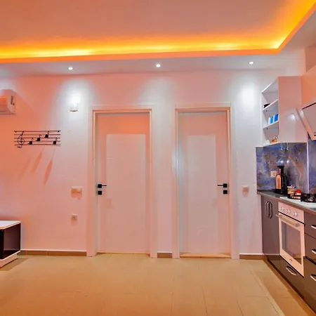 וילה 1 Bedroom Secluded In Uzumlu קלקן